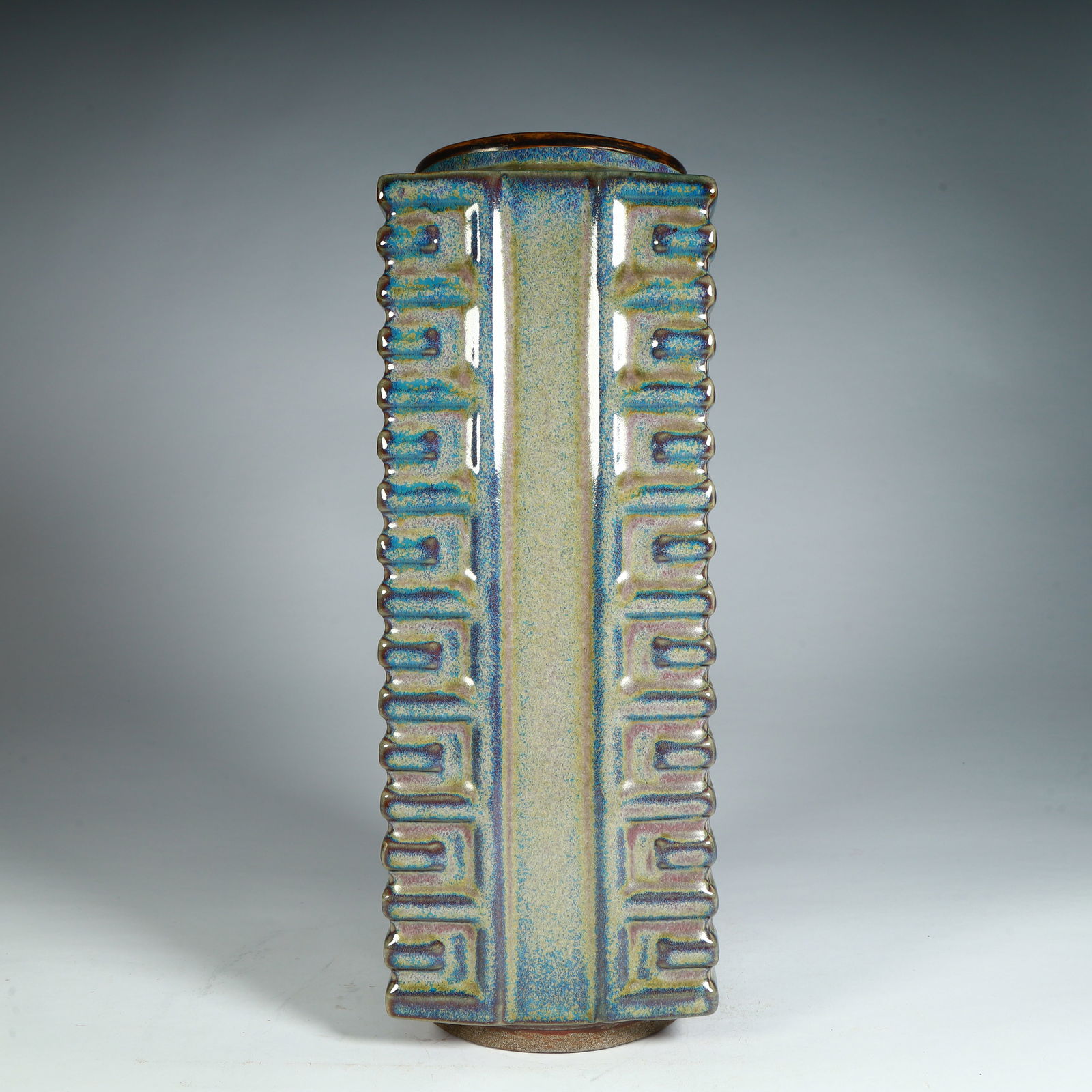 A square bottle of the Qing Dynasty's Jun kiln kiln changed glaze (1 of 11)