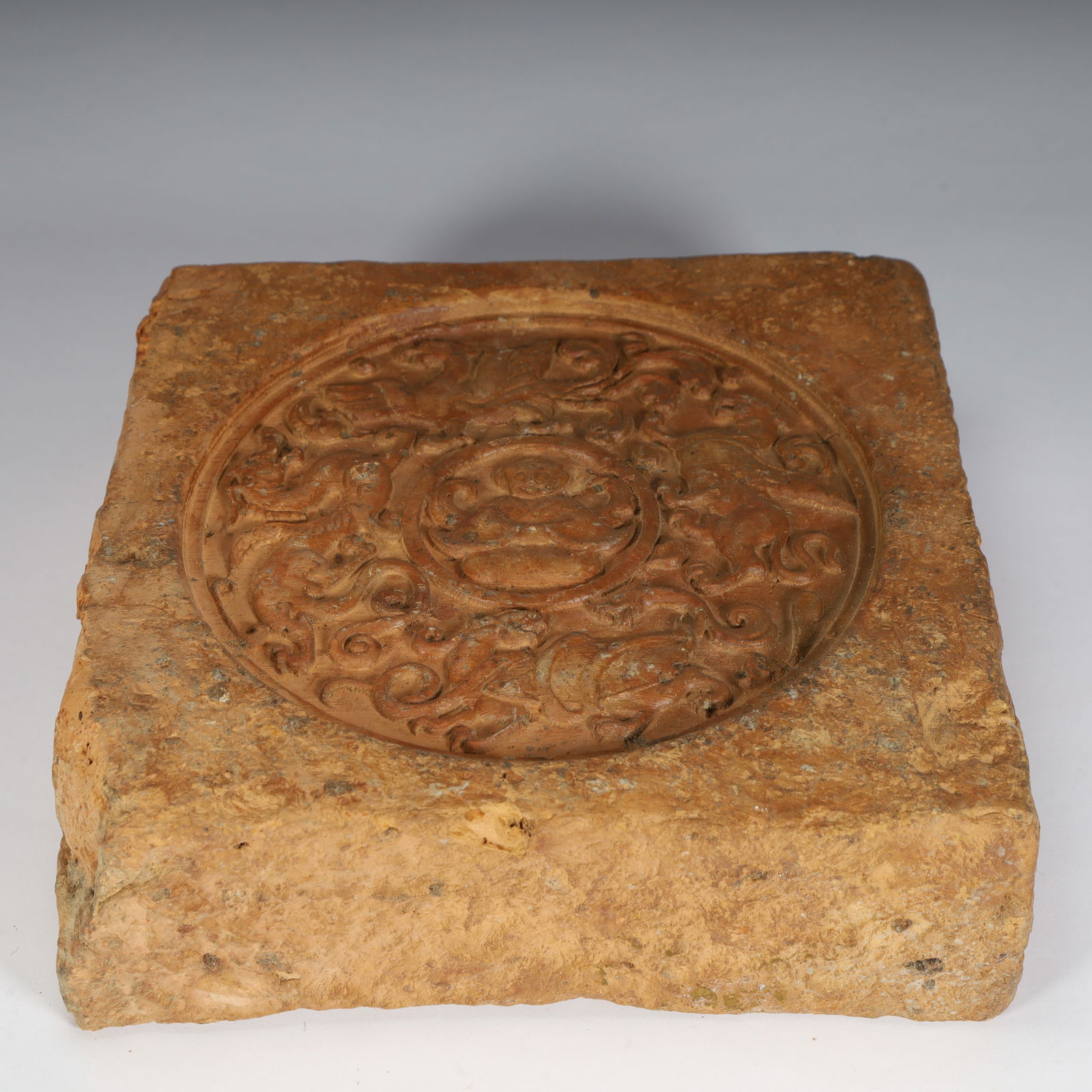 A Han Dynasty dragon pattern portrait brick - 5