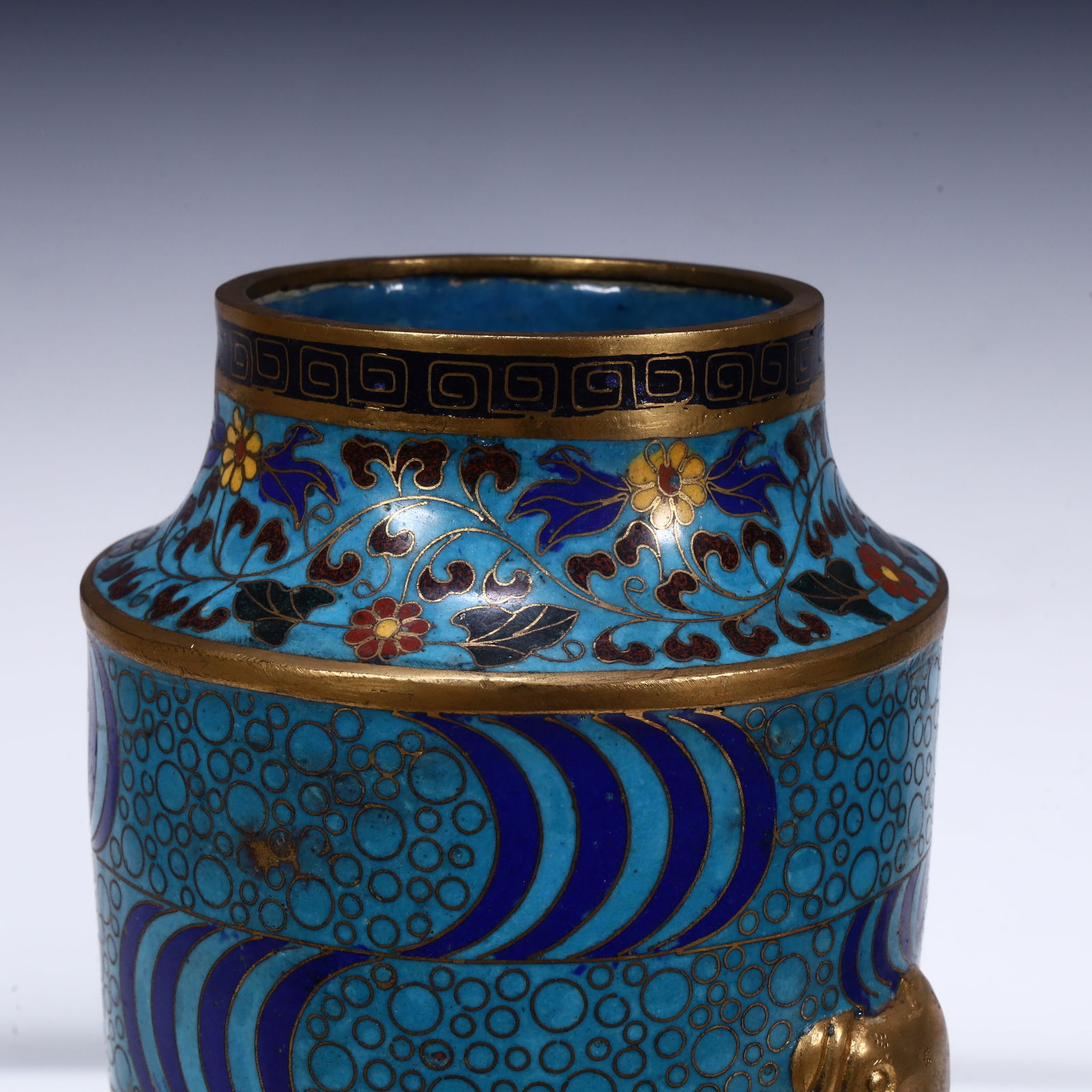 A cloisonné vase - 6