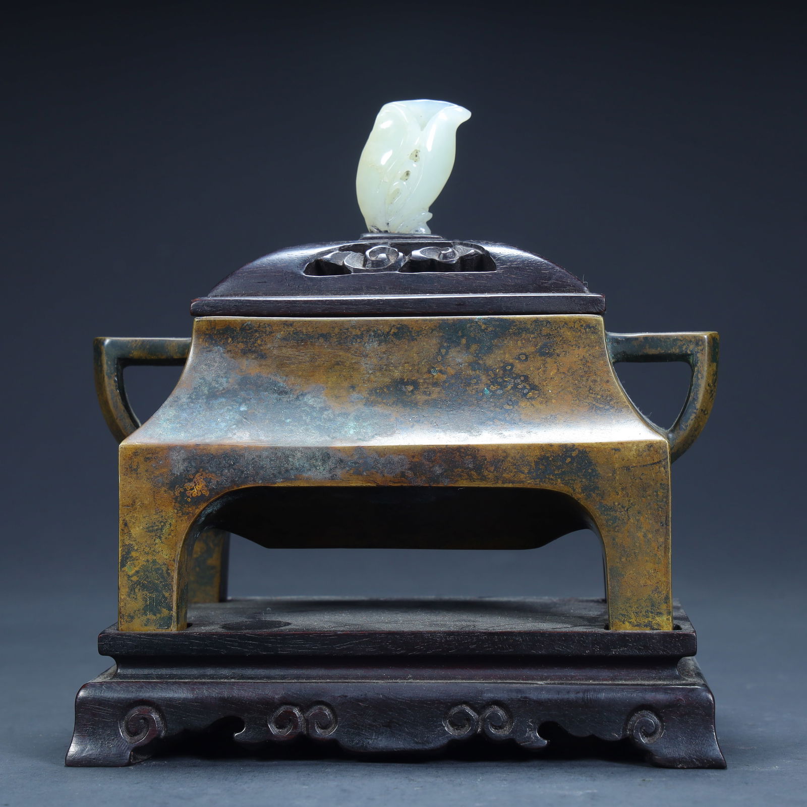 A Qing Dynasty copper tire jade button rectangular aromatherapy - 4