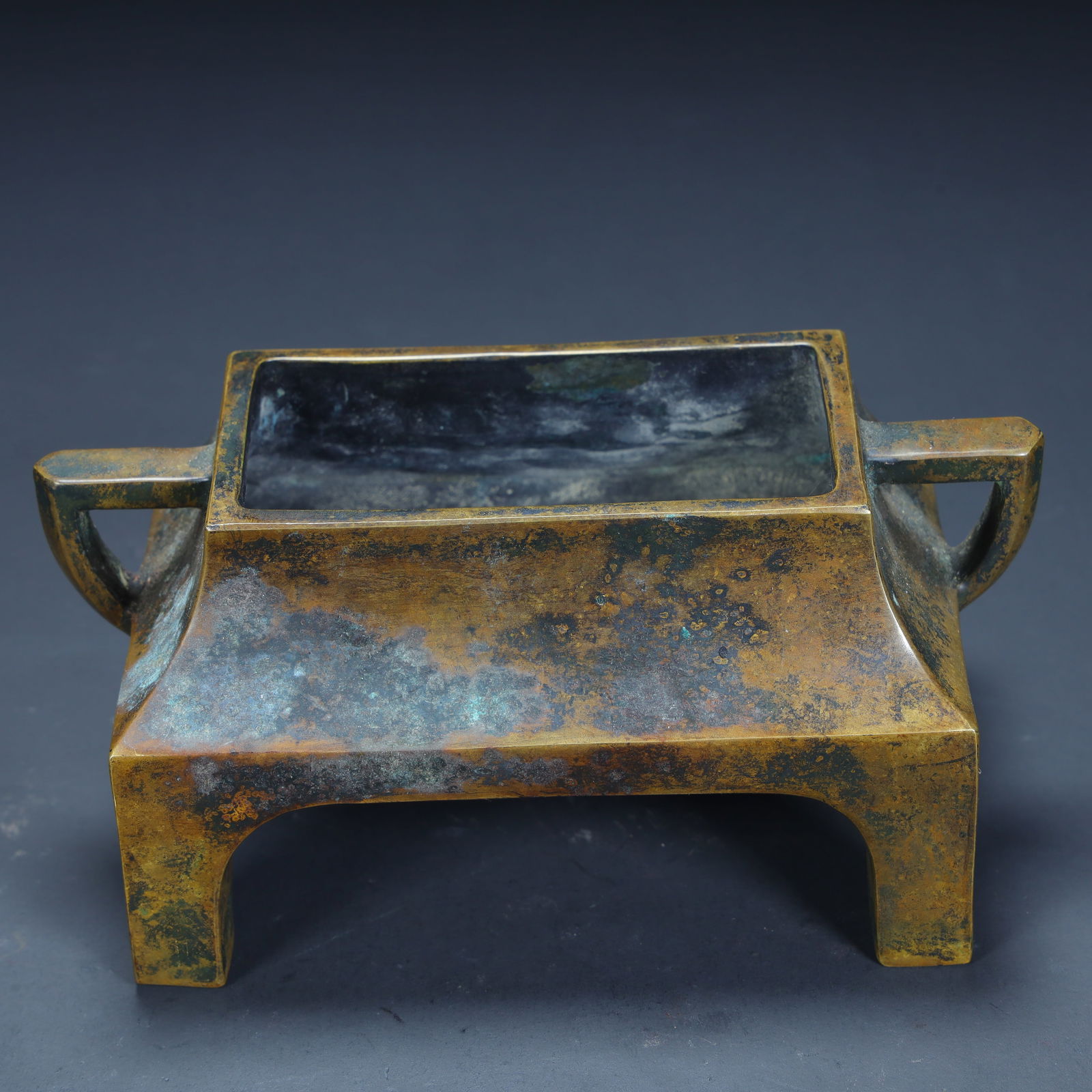 A Qing Dynasty copper tire jade button rectangular aromatherapy - 9