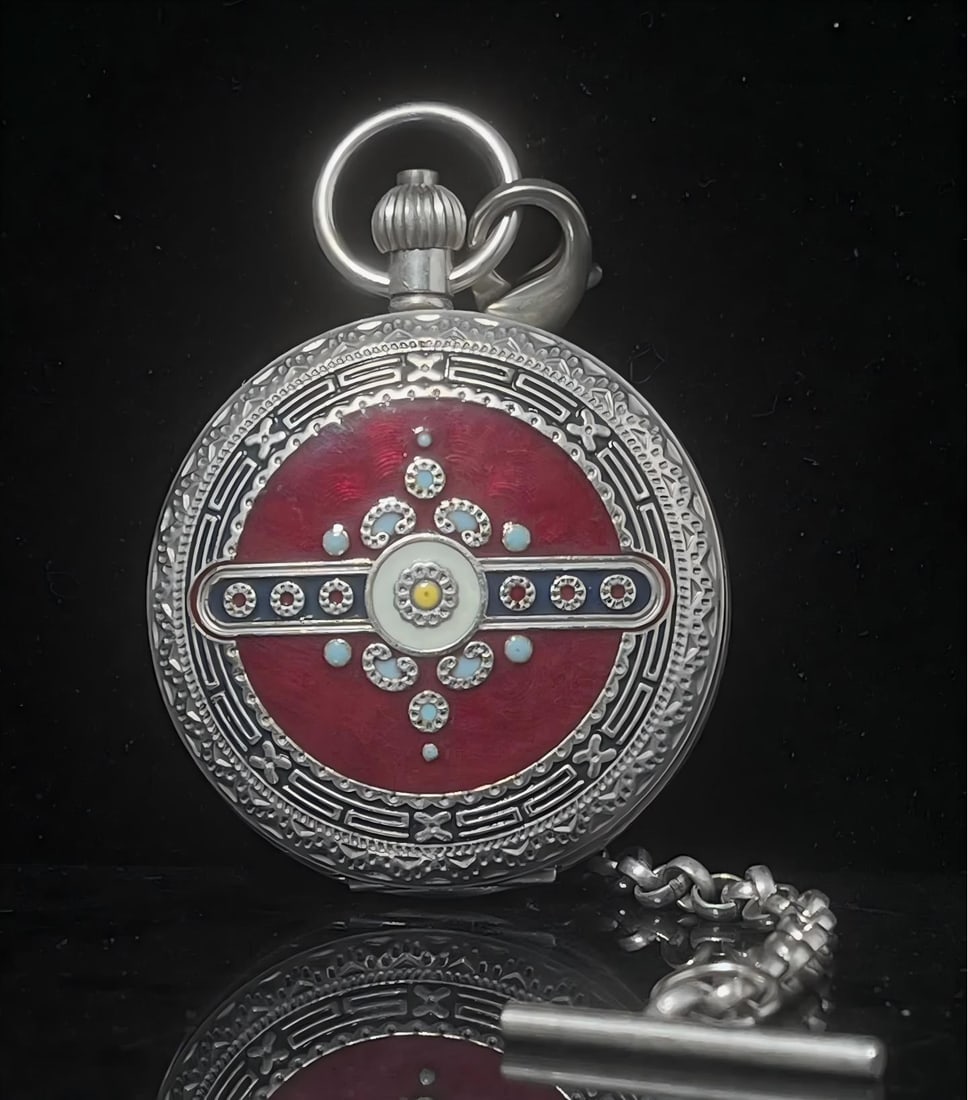 A double-open pocket watch of the sun, moon and stars: The sun, moon and stars are double-open pocket watches SIZE: D: 55mm