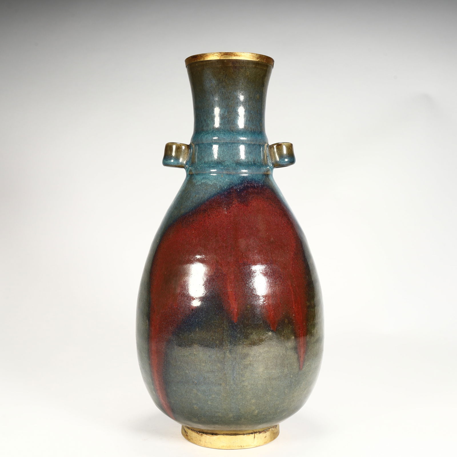 A piece of Jun kiln kiln gilt ear piercing bottle (1 of 11)