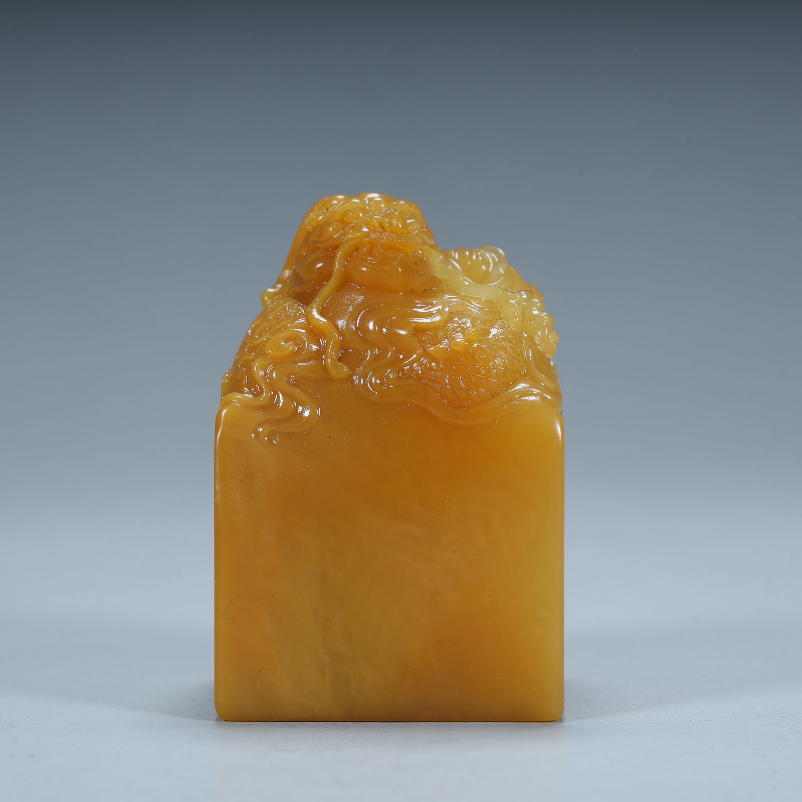 A Qing Dynasty Shoushan stone dragon pattern seal - 2