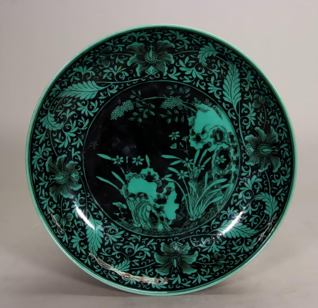 A Qing Dynasty Yongzheng ink green color Lingxian birthday plate (1 of 9)