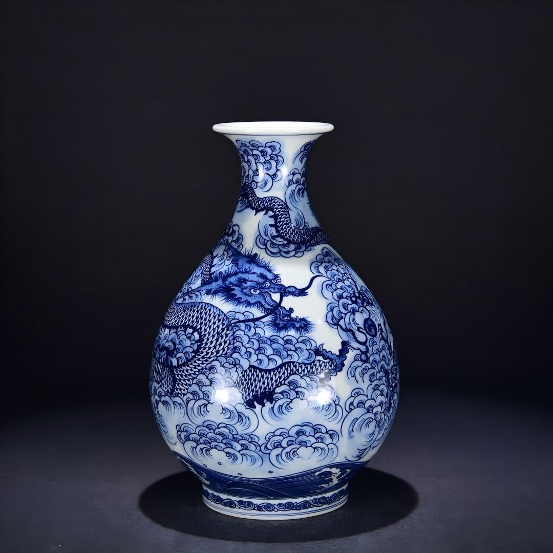 A piece of Qing Yongzheng auspicious cloud dragon pattern jade pot spring: Qing Yongzheng auspicious cloud dragon pattern jade pot spring SIZE: H:31cm W:19cm (The Dimensions Of All Batches Are Manually Measured.If You Need More Detailed Information, Please Contact Our Custom