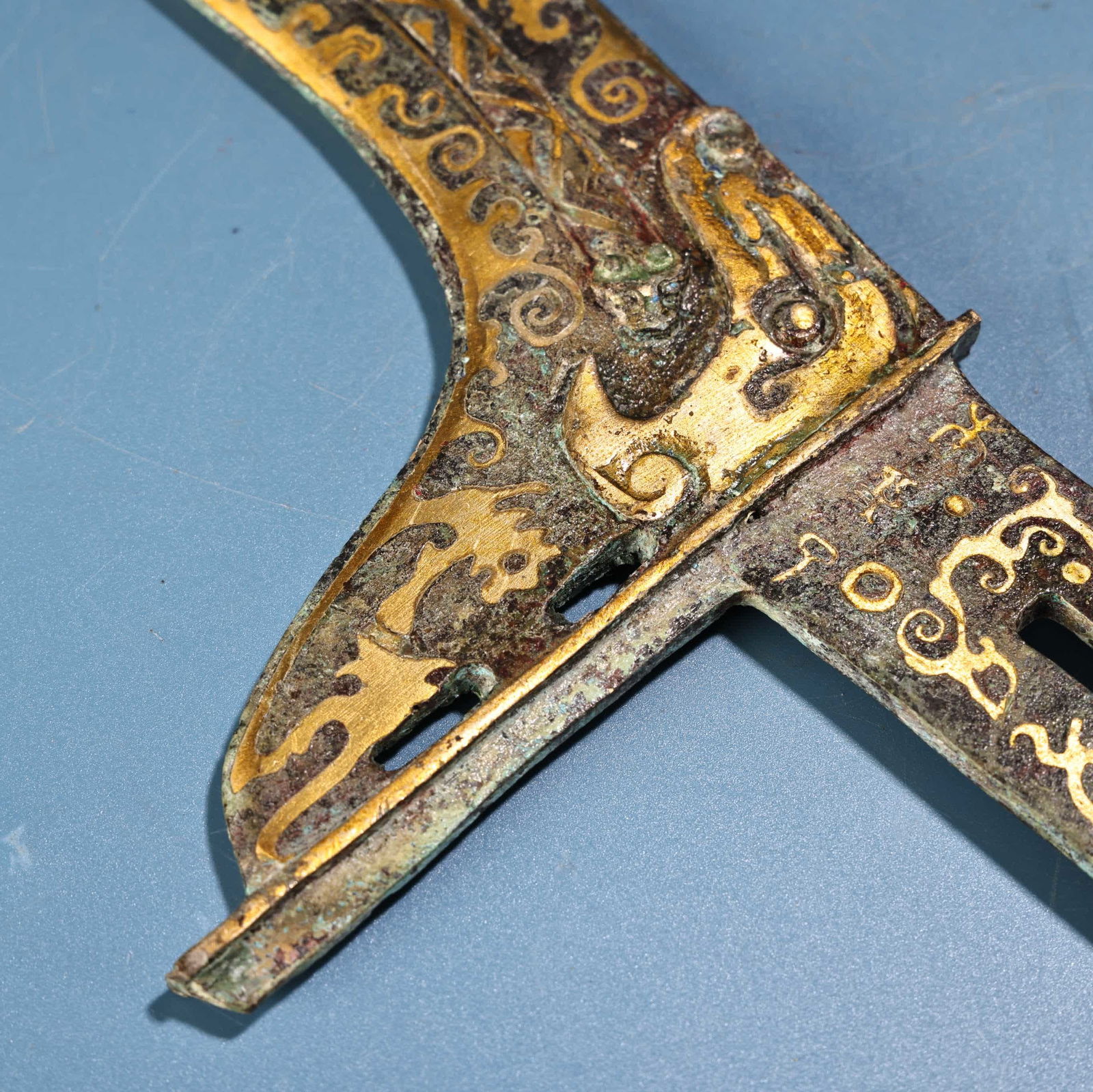 A bronze Cuojinge - 4