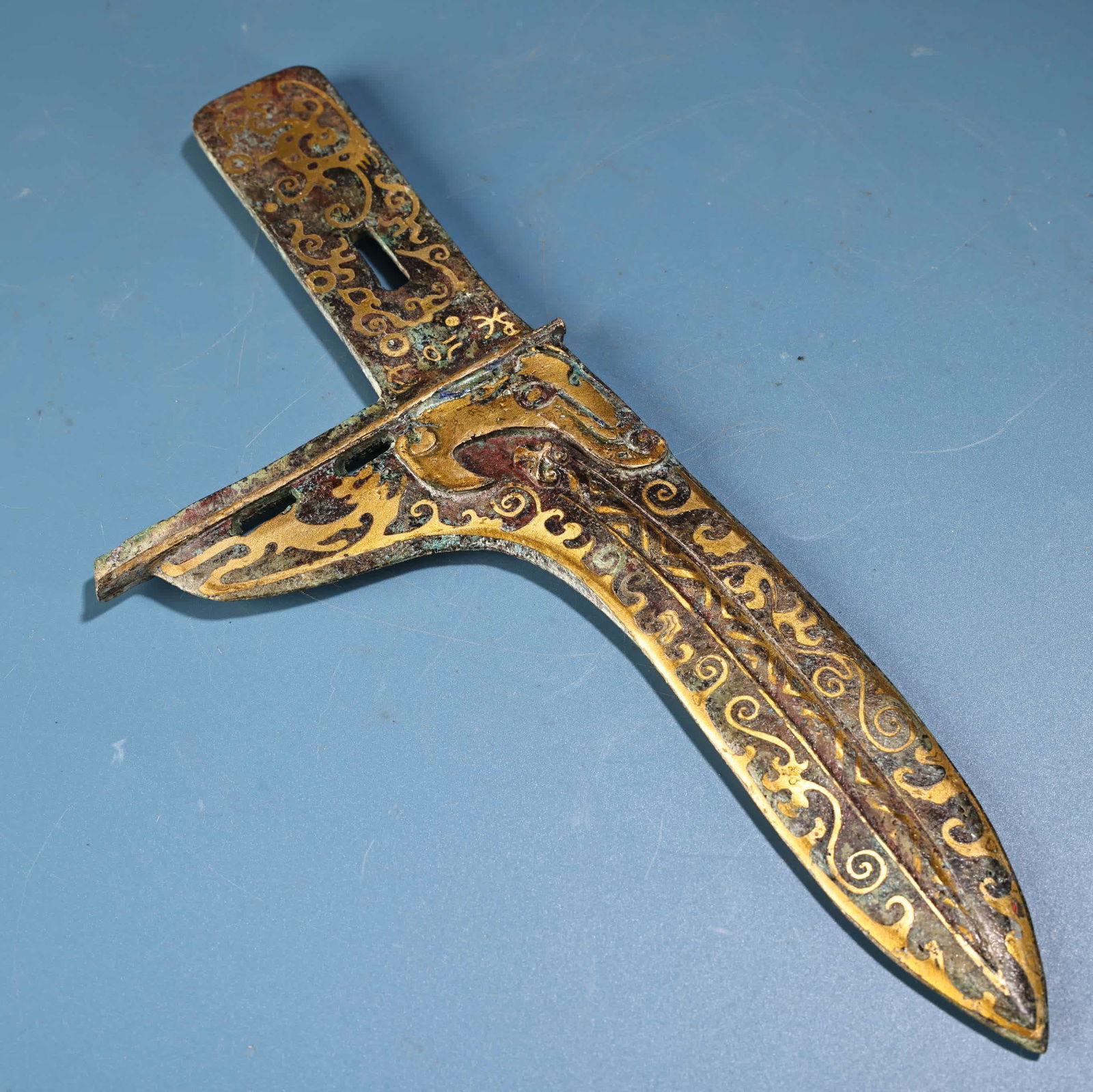 A bronze Cuojinge - 8