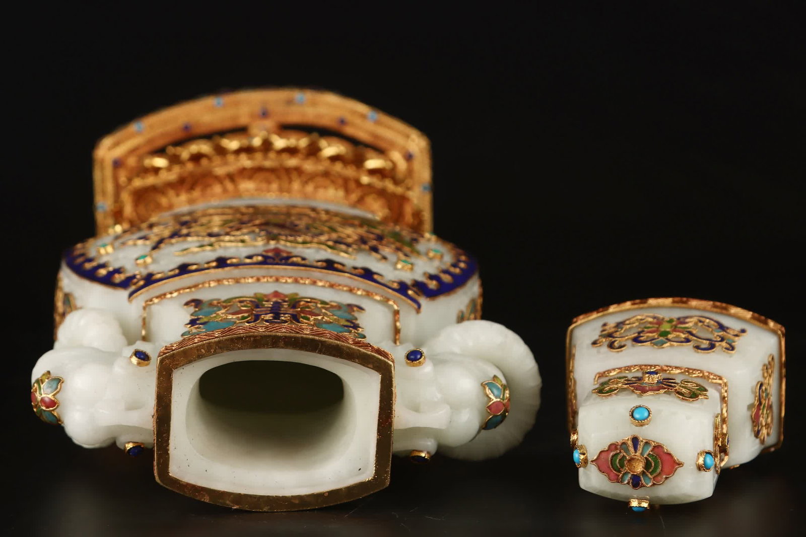 A Qing Dynasty filigree gilt inlaid jade flat vase ornament - 5