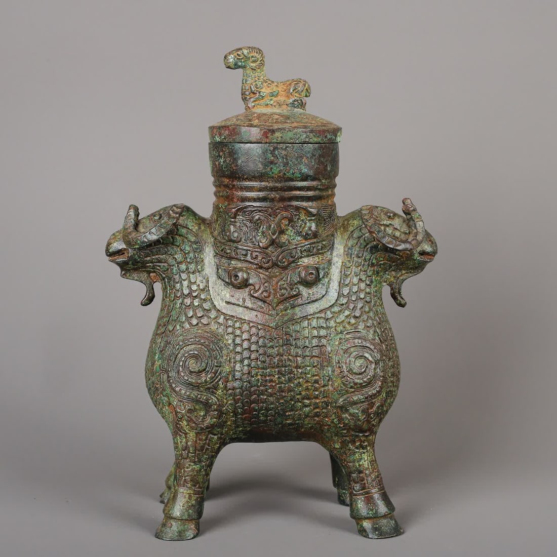 A piece of Western Zhou_Bronze Double Sheep Zun (1 of 9)