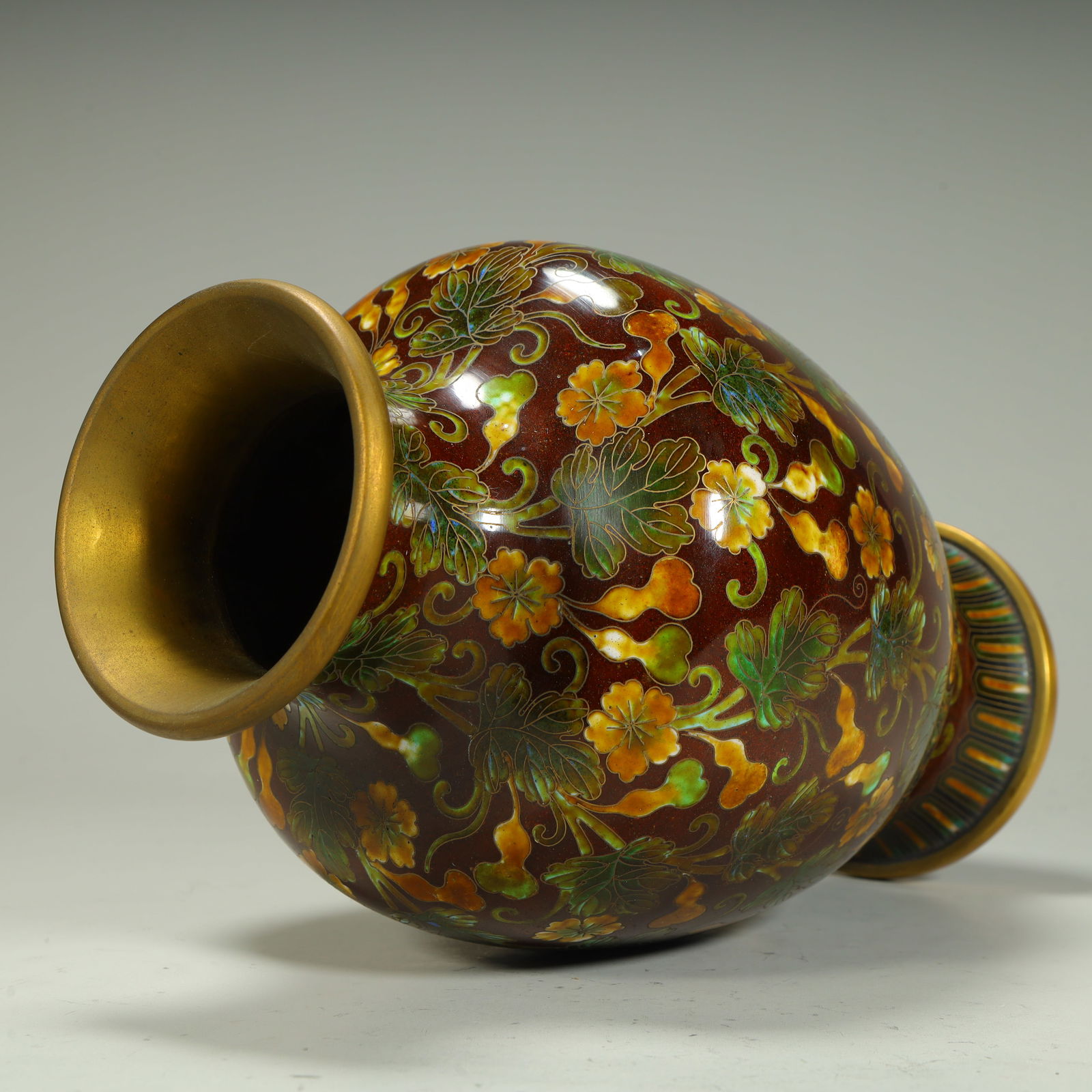 A cloisonné enamel gourd pattern bottle - 8