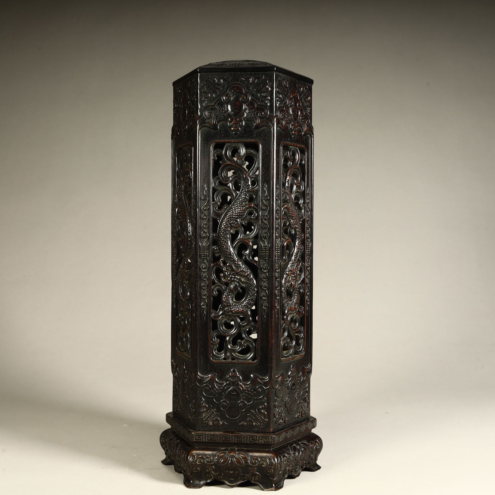 A Qing Dynasty mahogany inlaid treasure group dragon pattern square incense tube: Qing Dynasty mahogany inlaid treasure group dragon pattern square incense tube SIZE: H:28cm L:11.5cm W:10cm W:532.6g (The Dimensions Of All Batches Are Manually Measured.If You Need More Detailed Info