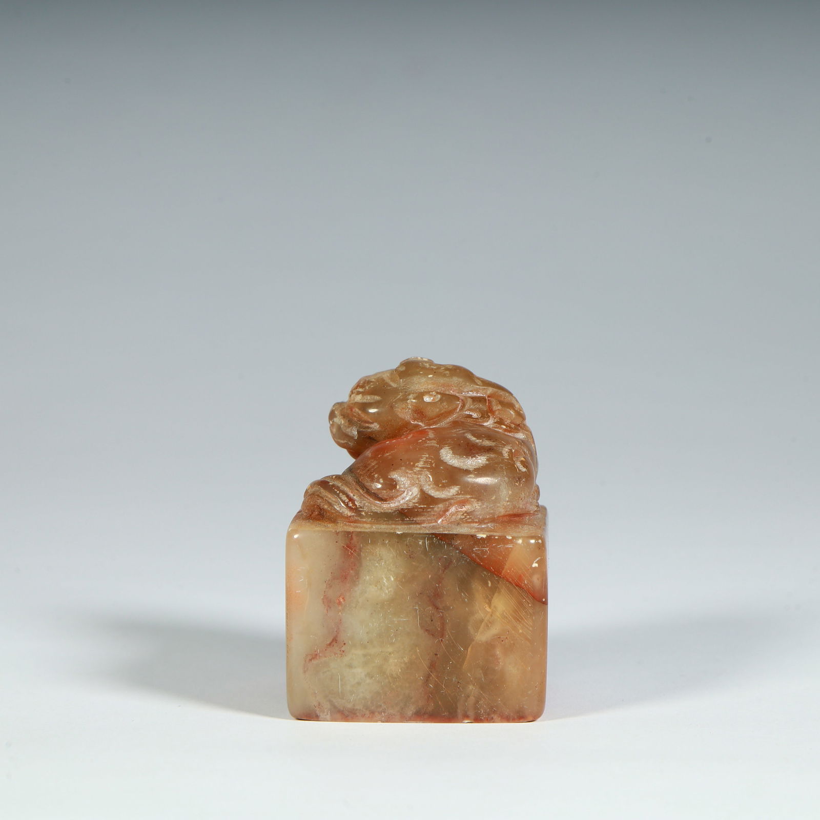 A Shoushan stone beast button seal - 3