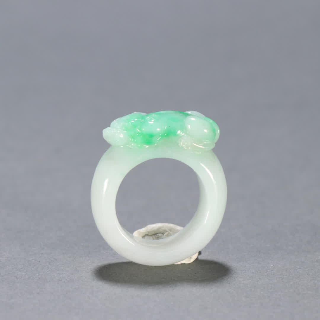 A Qing Dynasty jade beast ring (1 of 9)