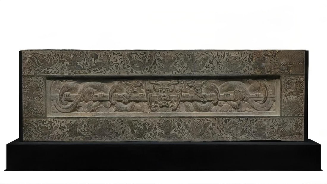 A bluestone beast plate of the Northern and Southern Dynasties: Bluestone beast board of the Northern and Southern Dynasties SIZE: H:58cm L:152cm W:28cm (The Dimensions Of All Batches Are Manually Measured.If You Need More Detailed Information, Please Contact Our