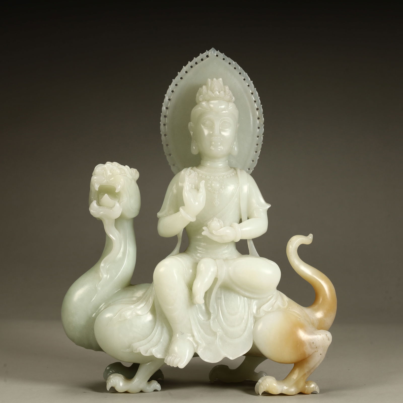 A Qing Dynasty Hetian white jade Guanyin ornament (1 of 10)