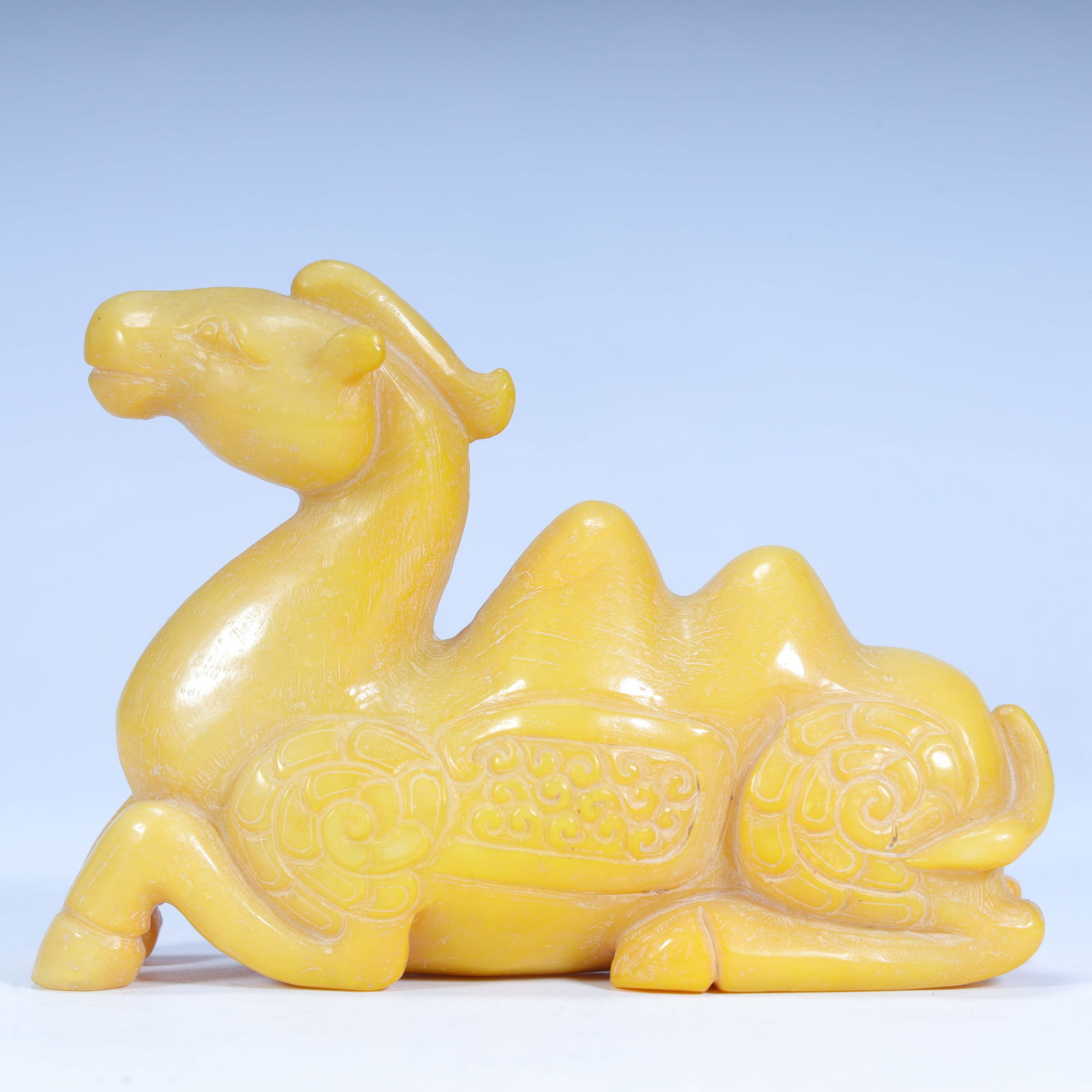 A Han Dynasty topaz camel ornament (1 of 11)