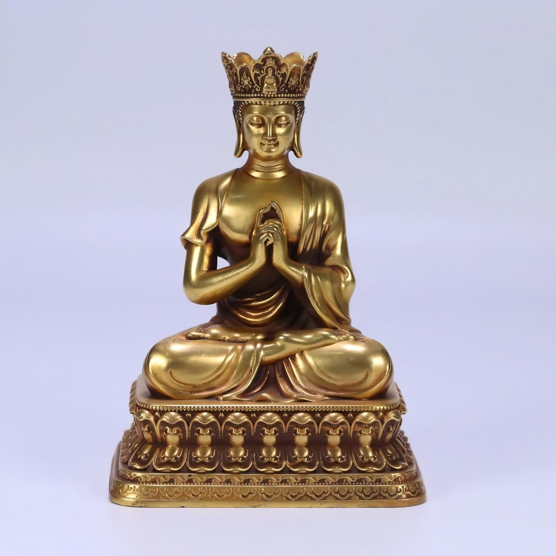 A late Qing Dynasty bronze gilt statue of King Ksitigarbha: Late Qing Dynasty Bronze gilt statue of King Ksitigarbha SIZE: 15x10.7x7.7cm W:1686.8g (The Dimensions Of All Batches Are Manually Measured.If You Need More Detailed Information, Please Contact Our