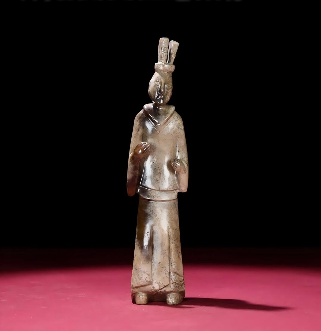 A Han Dynasty jade nobleman: Han Dynasty jade nobleman SIZE: 208x50x30mm W:399g (The Dimensions Of All Batches Are Manually Measured.If You Need More Detailed Information, Please Contact Our Customer Service Before Bidding.)