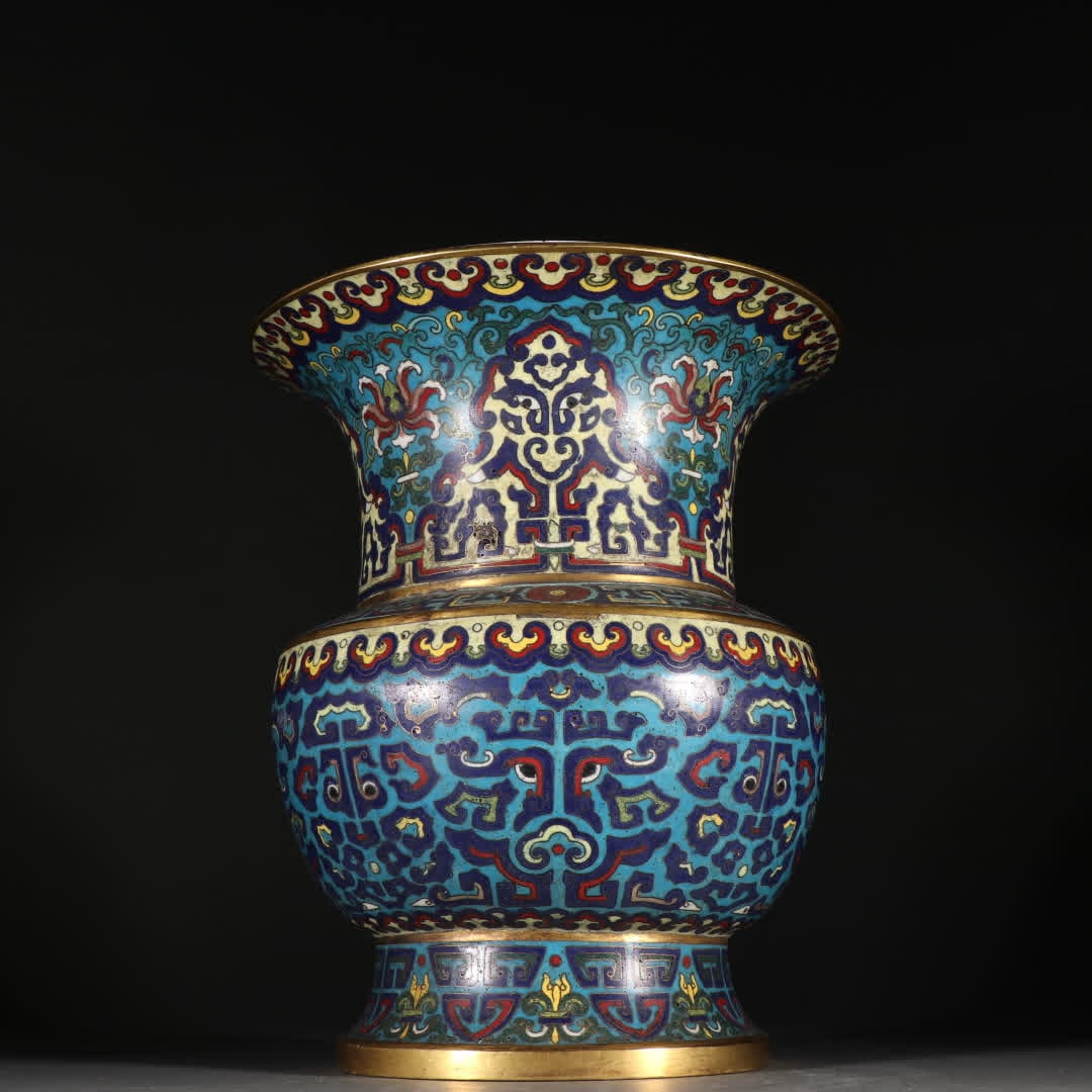 A piece of Qing Dynasty copper gilt cloisonné zun: Qing Dynasty copper gilt cloisonncloisonné blue zun SIZE: H:26cm W:22.1cm W:3194.7g (The Dimensions Of All Batches Are Manually Measured.If You Need More Detailed Information, Please Contact Our Cust