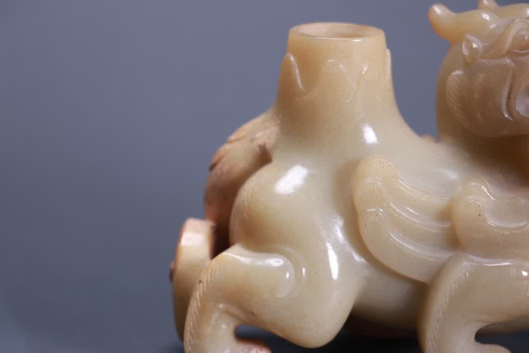 An ancient jade beast incense insert - 3