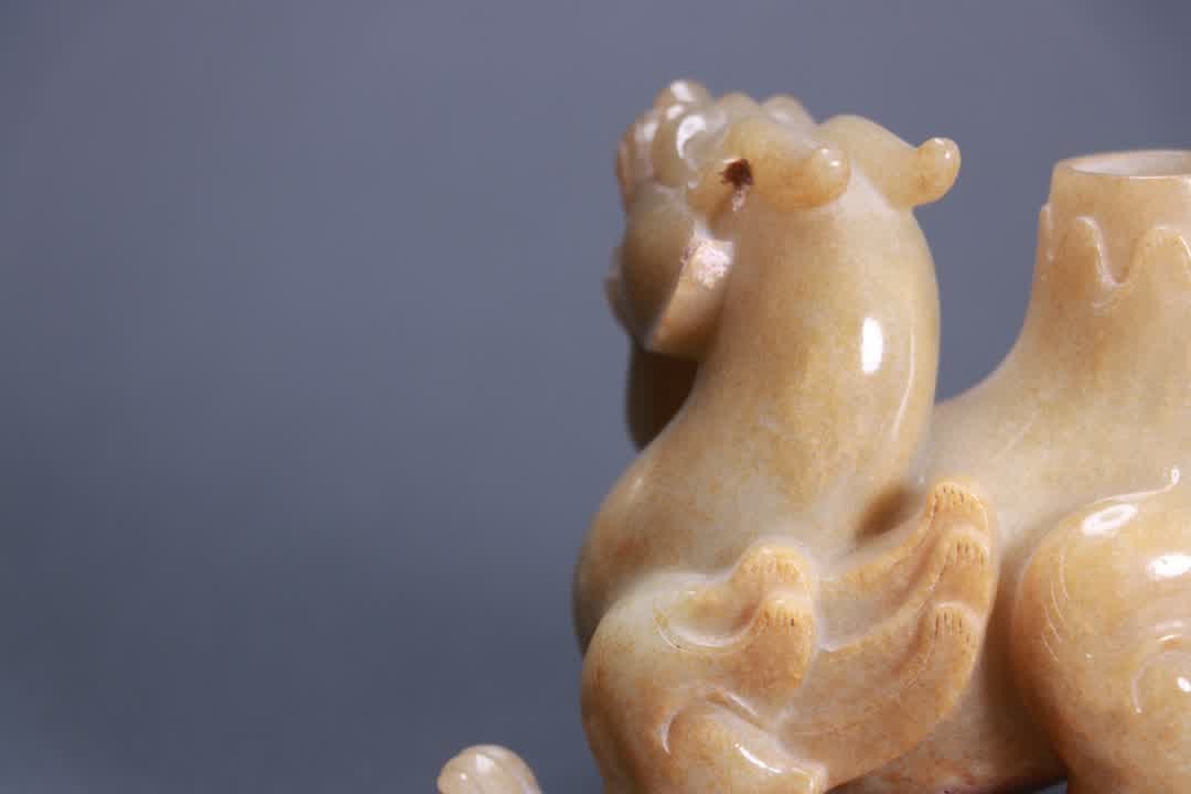 An ancient jade beast incense insert - 6