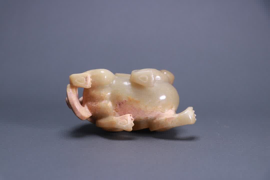 An ancient jade beast incense insert - 9