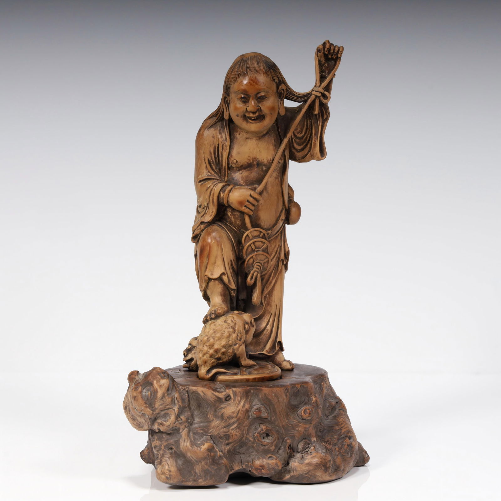 A piece of agarwood carved bangs play golden toad (1 of 10)