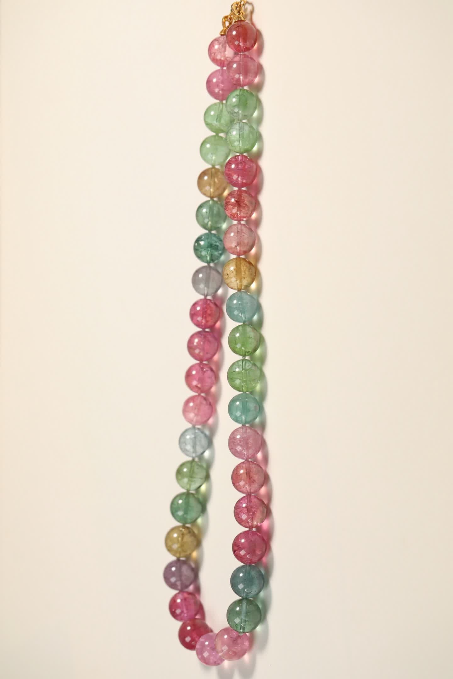 A tourmaline bracelet - 12