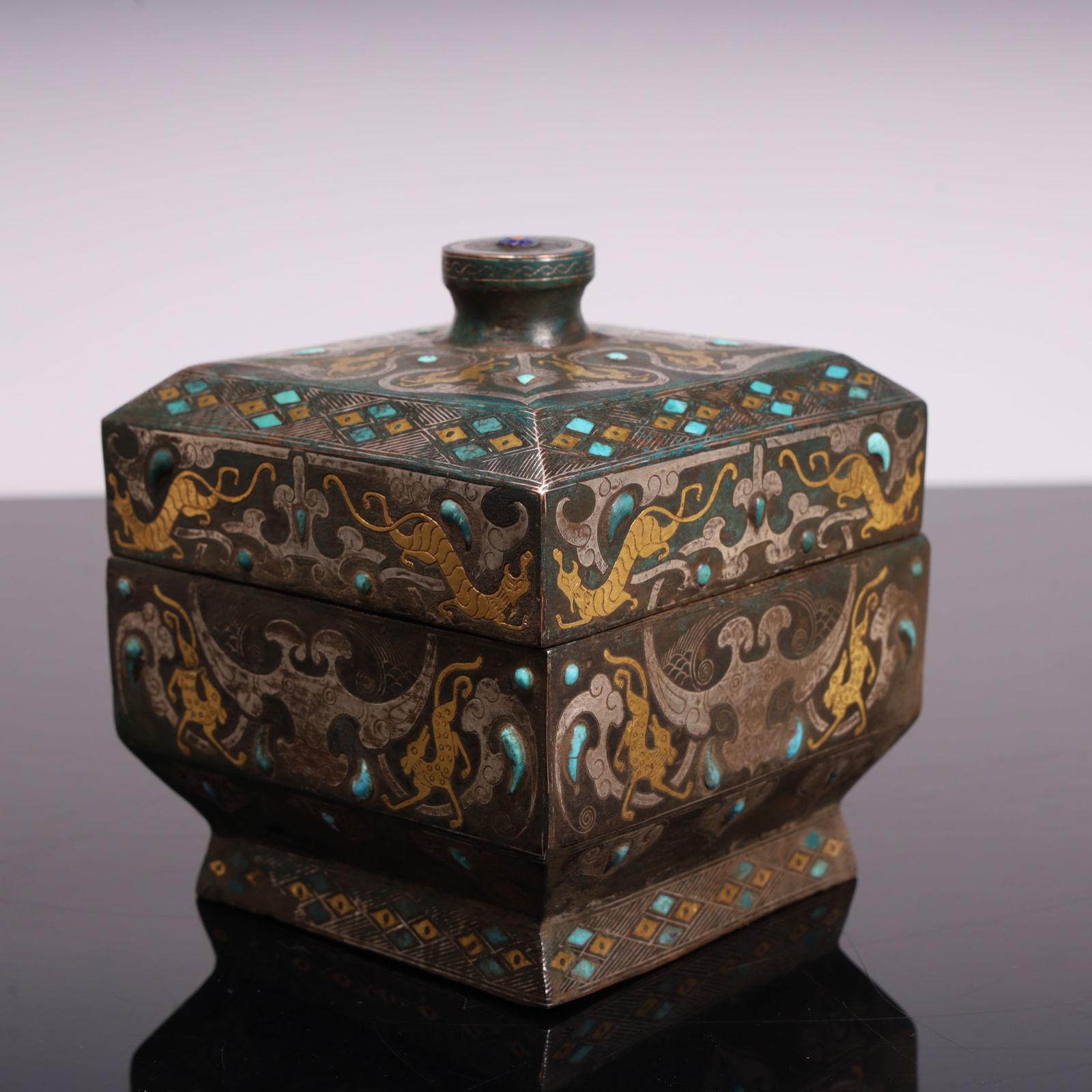 A Han Dynasty copper cuo gold and silver square box (1 of 6)