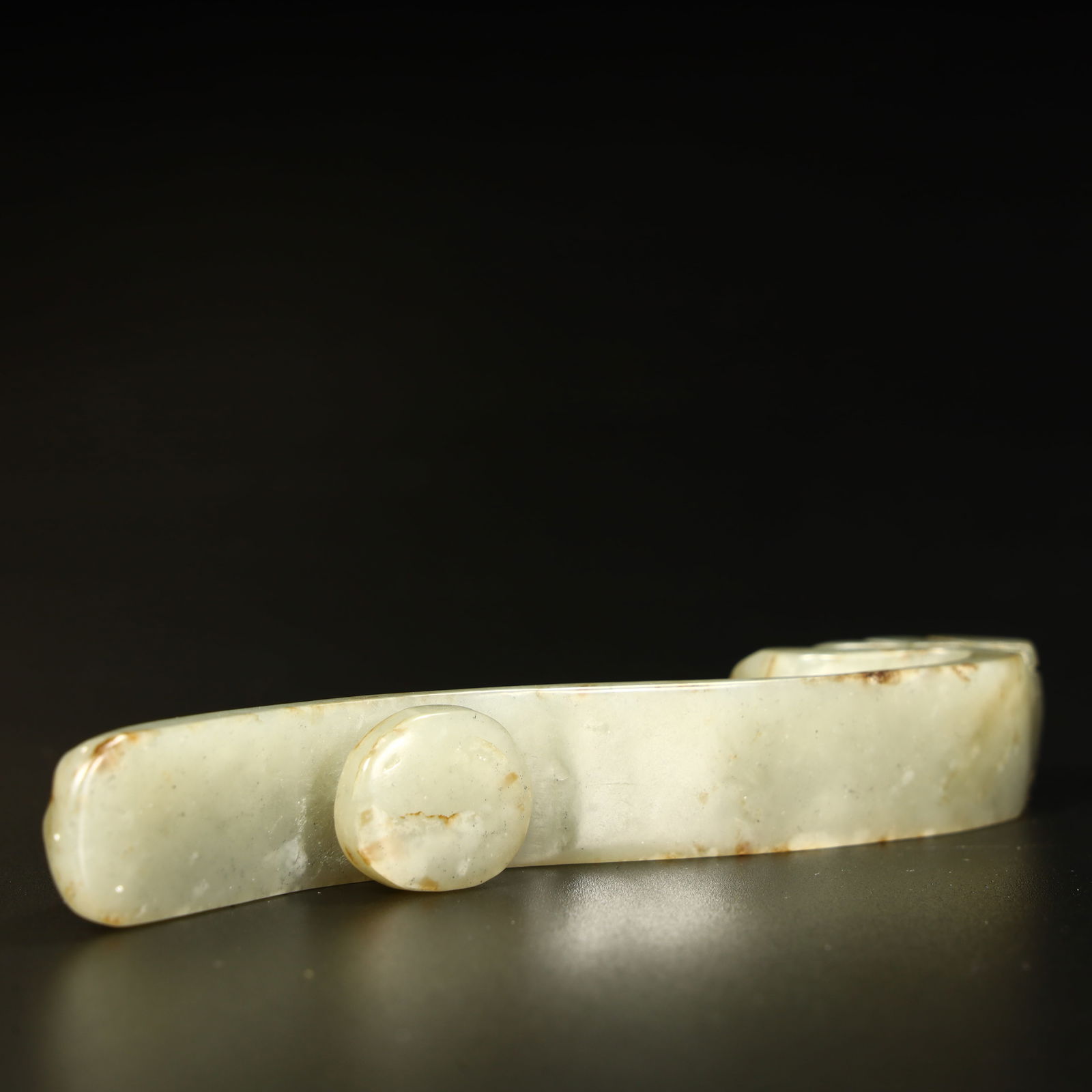 A jade dragon head with a hook - 10