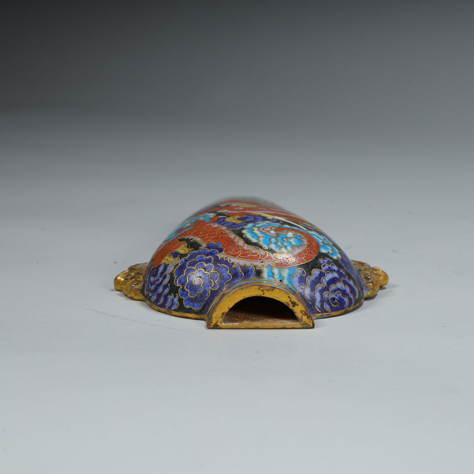 A clear cloisonné "red cloud dragon pattern" double wall bottle - 10