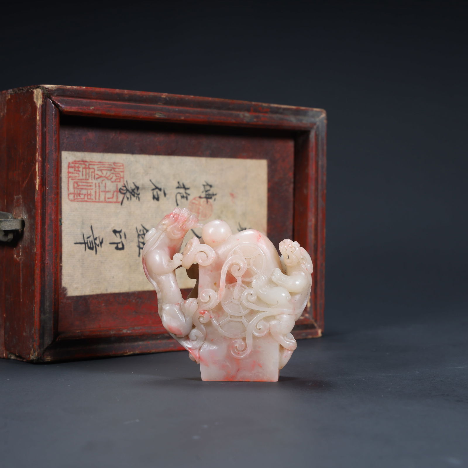 A piece of Qing Dynasty Shoushan stone dragon pattern seal (with wooden box): Qing Dynasty Shoushan stone dragon pattern seal (with wooden box) SIZE: H:6.6cm L:7cm W:2.5cm W:120g (The Dimensions Of All Batches Are Manually Measured.If You Need More Detailed Information, Please