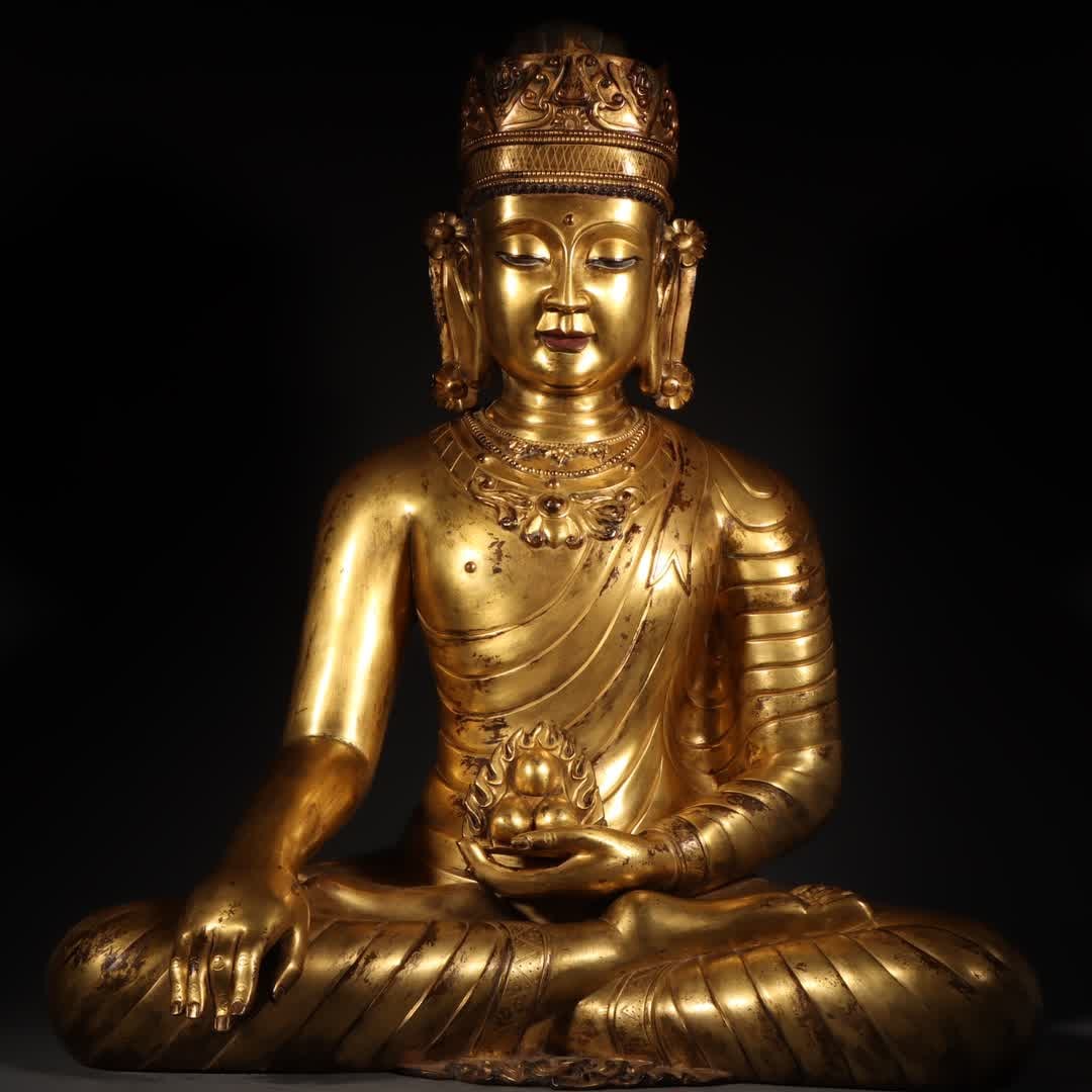 A Qing Dynasty Tibetan bronze gilt Buddha statue: Qing Dynasty Tibetan copper gilt Buddha statue SIZE: W:43kg H:70cm W:61cm T:40cm (The Dimensions Of All Batches Are Manually Measured.If You Need More Detailed Information, Please Contact Our Customer