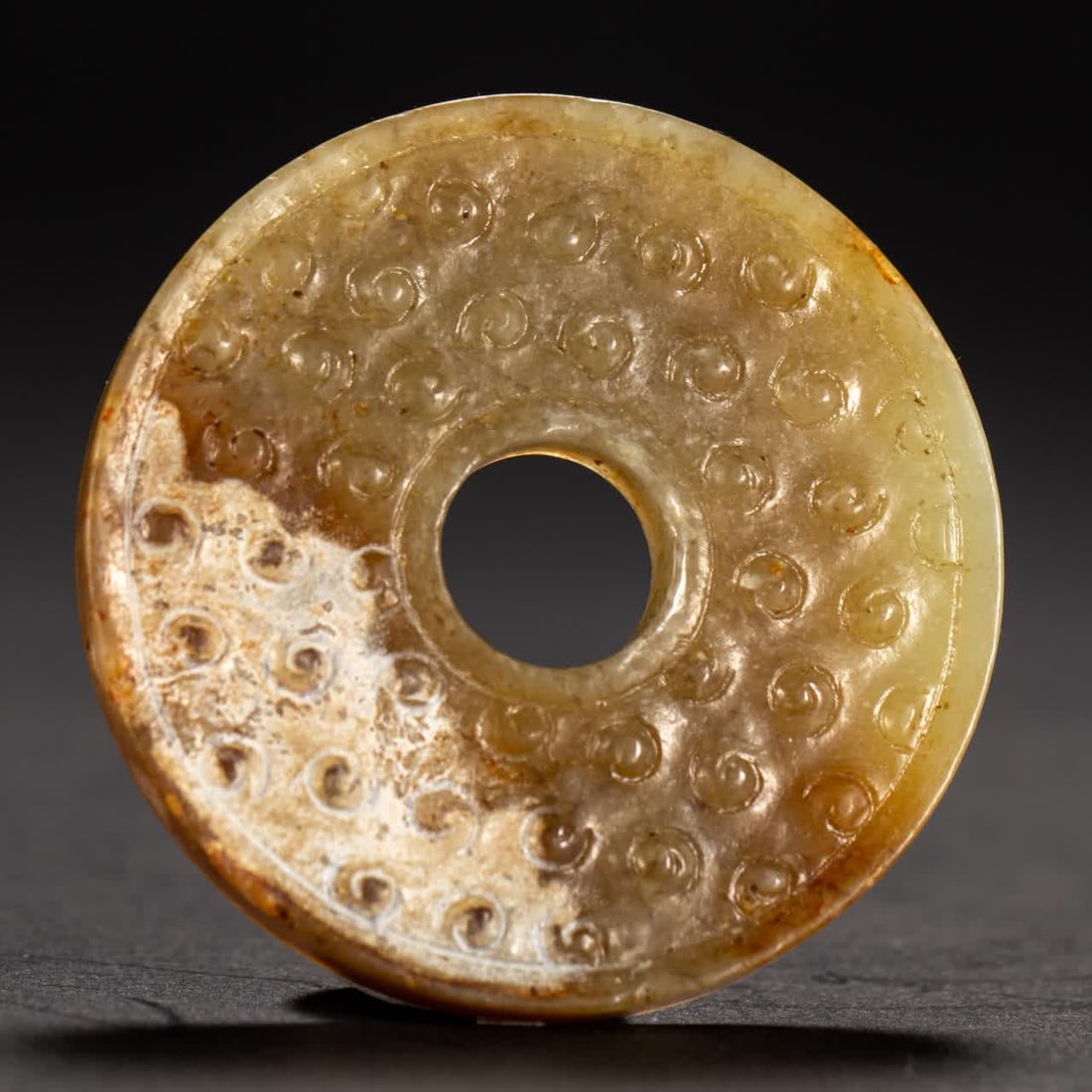 A piece of ancient jade wall: The ancient jade wall SIZE: L:5.5cm W:5.5cm (The Dimensions Of All Batches Are Manually Measured.If You Need More Detailed Information, Please Contact Our Customer Service Before Bidding.)