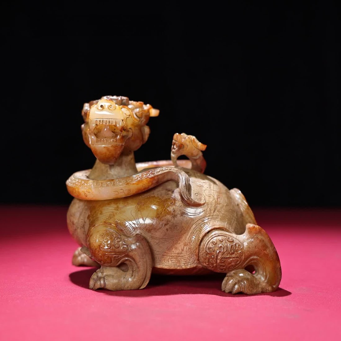 A Han Dynasty white jade basalt ornament: Han Dynasty white jade basalt ornaments SIZE: 140x107x125mm W:1879g (The Dimensions Of All Batches Are Manually Measured.If You Need More Detailed Information, Please Contact Our Customer Service Befo