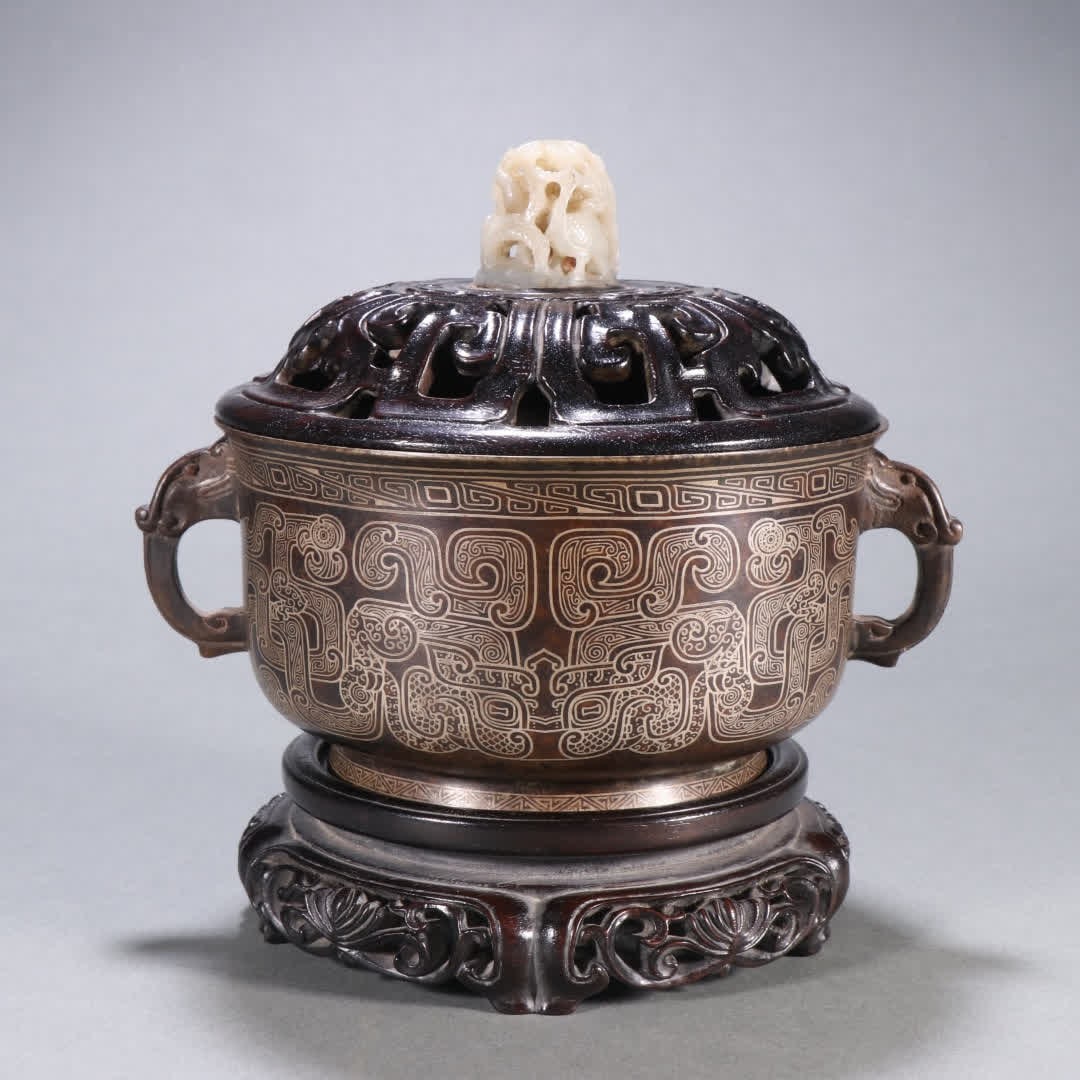 A stone old man copper cloisonné dragon ear aroma burner: Copper cloisonné dragon ear aromatherapy stove SIZE: H:17cm mouthD:13.6cm W:1130g (The Dimensions Of All Batches Are Manually Measured.If You Need More Detailed Information, Please Contact Our Custom