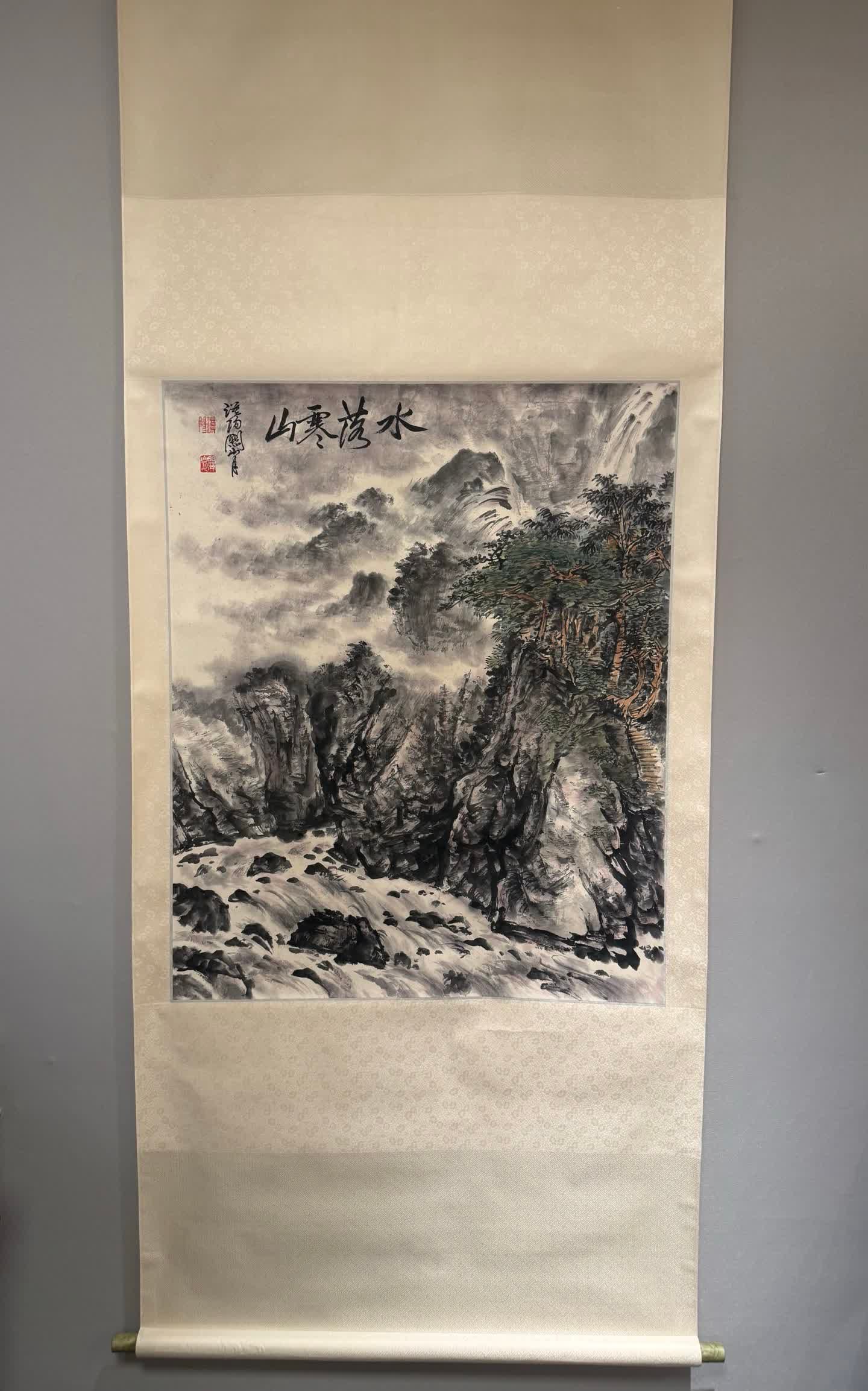 A landscape painting by Guan Shanyue: Guan Shanyue's landscape painting SIZE: Painting Core95x77cm (The Dimensions Of All Batches Are Manually Measured.If You Need More Detailed Information, Please Contact Our Customer Service Before Bidd
