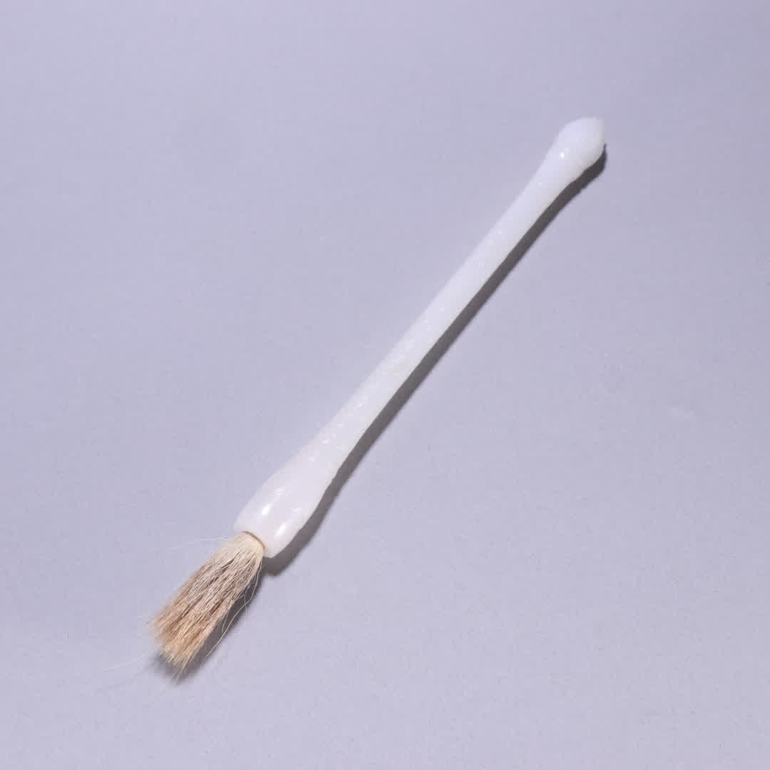 A piece of Qing Dynasty Qing Dynasty Hetian jade brush barrel: Qing Dynasty Qing Dynasty Hetian jade brush barrel SIZE: L:21cm W:1.7cm W:70.8g (The Dimensions Of All Batches Are Manually Measured.If You Need More Detailed Information, Please Contact Our Customer