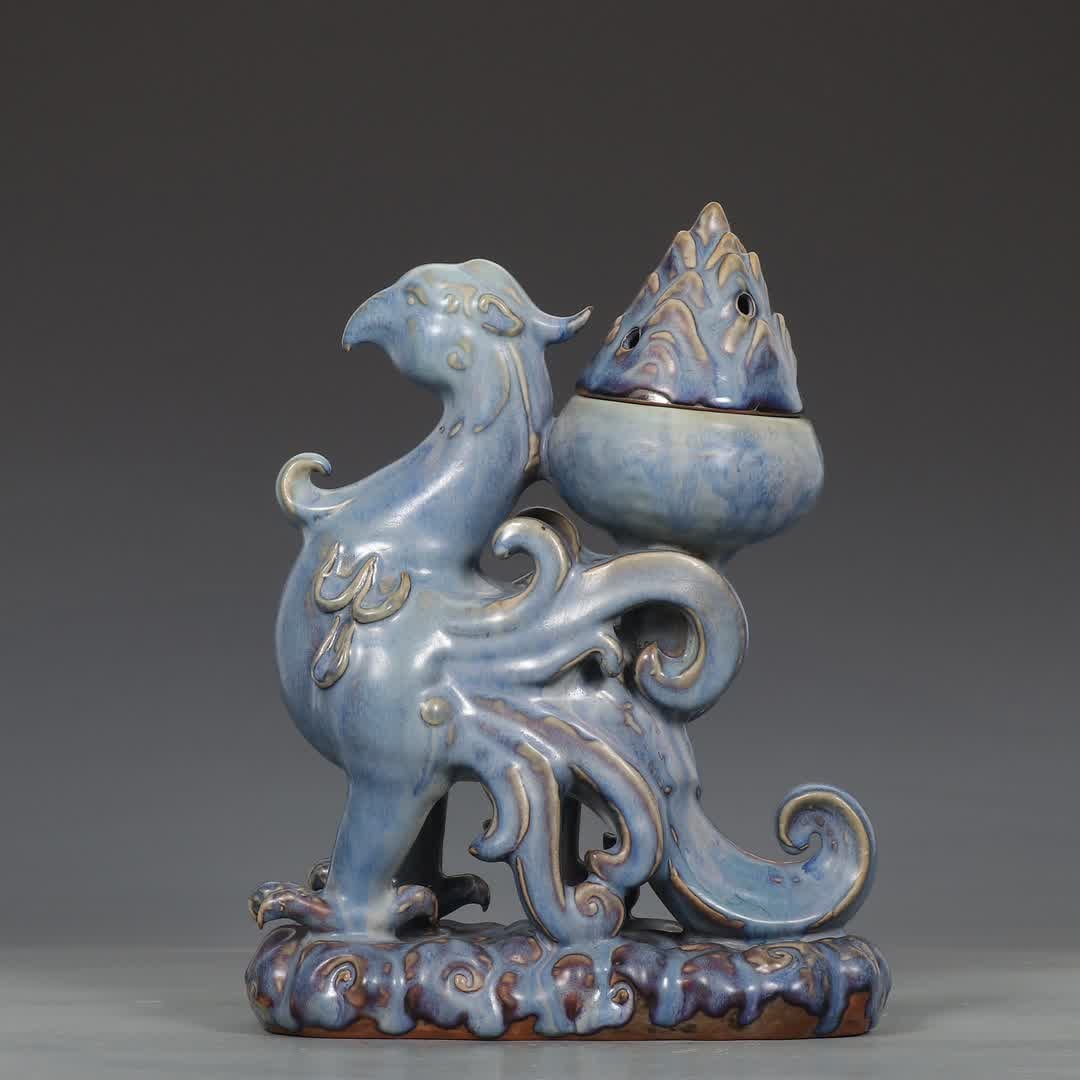 A Song Jun kiln grape purple glaze phoenix-shaped aroma stove: Song Jun kiln grape purple glaze phoenix shaped aroma stove SIZE: H:29.5cm mouthD:8.5cm D:22.5cm (The Dimensions Of All Batches Are Manually Measured.If You Need More Detailed Information, Please Cont