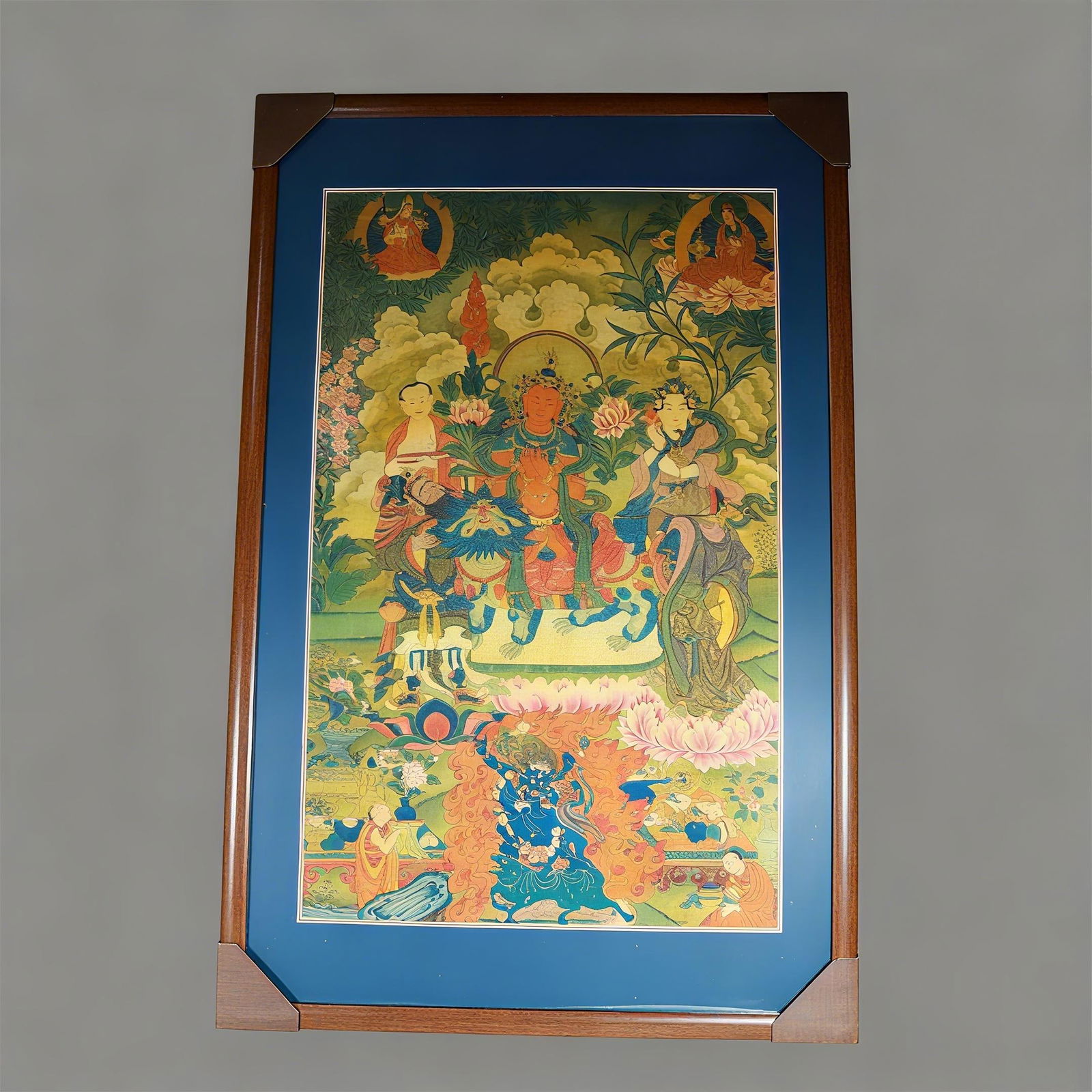 A portrait of a fine thangka of the Qing Dynasty: Qing Dynasty fine thangka portrait SIZE: 98x69cm (The Dimensions Of All Batches Are Manually Measured.If You Need More Detailed Information, Please Contact Our Customer Service Before Bidding.)