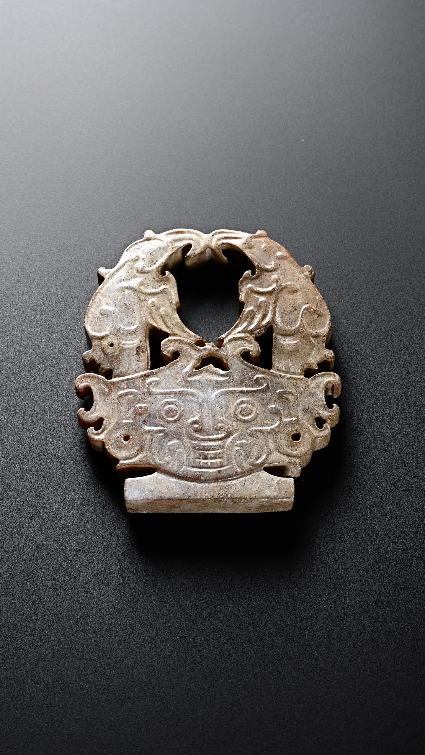 An ancient jade jade - 7