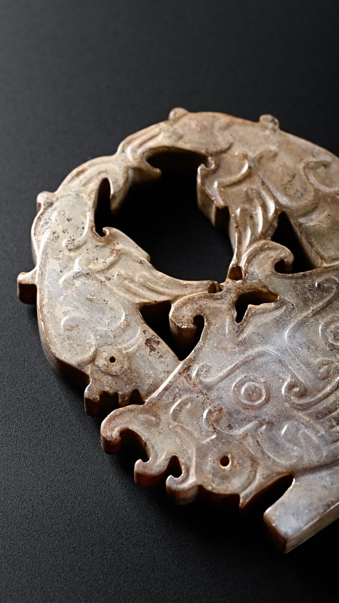 An ancient jade jade - 8