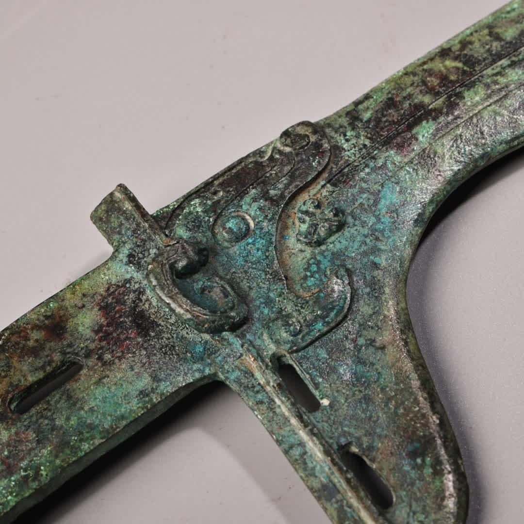 A bronze spearhead - 9