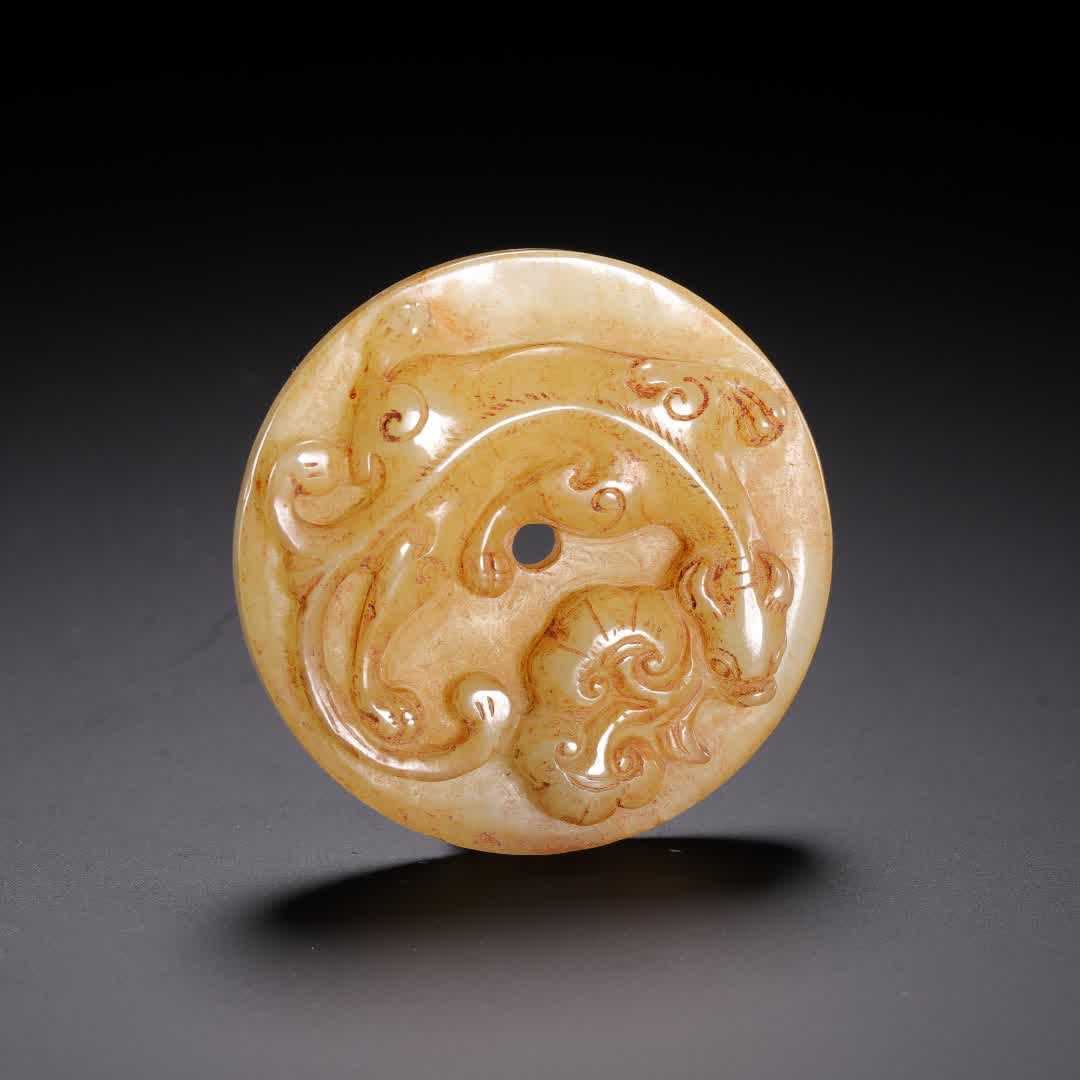 A piece of ancient jade wall (1 of 9)