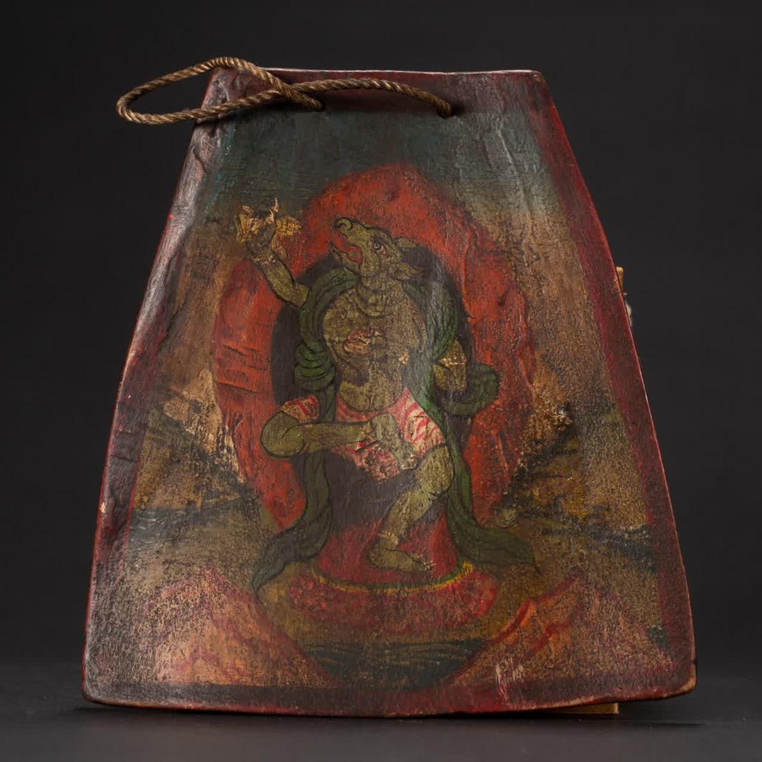 A Tibetan bone painting thangka of the Qing Dynasty: Tibetan bone painting thangka in the Qing Dynasty SIZE: L:18cm W:17cm (The Dimensions Of All Batches Are Manually Measured.If You Need More Detailed Information, Please Contact Our Customer Service Be