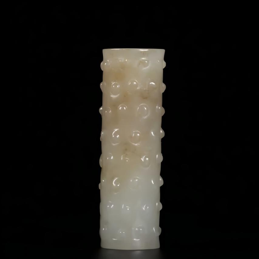 A Qing Dynasty Hetian white jade drum nail pattern: Qing Dynasty Hetian white jade drum nail pattern SIZE: L: 4.5cm Diameter 1.4cm W: 15g (The Dimensions Of All Batches Are Manually Measured.If You Need More Detailed Information, Please Contact Our Cus