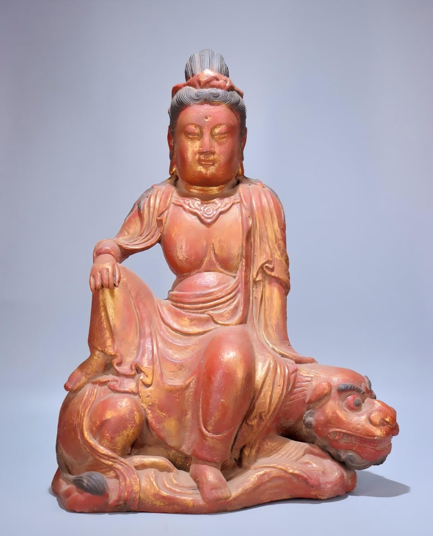 A piece of Qing Dynasty Hexiang lacquered gold Guanyin: Qing Dynasty Hexiang lacquered gold Guanyin SIZE: H:42cm W:30cm (The Dimensions Of All Batches Are Manually Measured.If You Need More Detailed Information, Please Contact Our Customer Service Before B