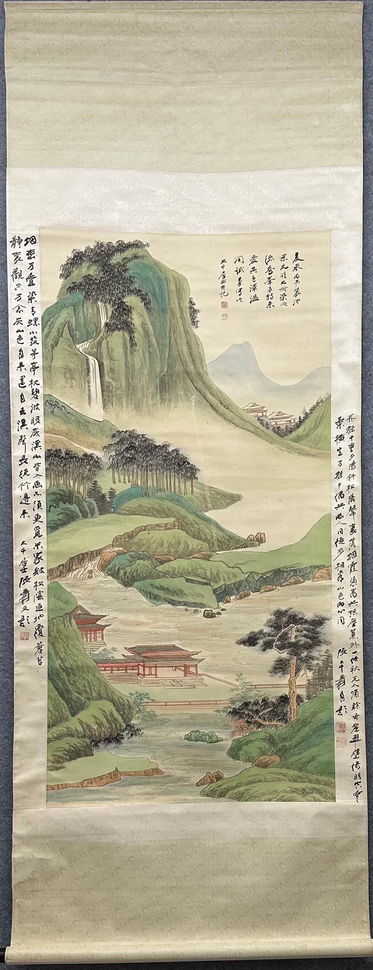 A landscape painting by Zhang Daqian: Zhang Daqian's landscape paintings SIZE: Painting Core136x66cm (The Dimensions Of All Batches Are Manually Measured.If You Need More Detailed Information, Please Contact Our Customer Service Before Bi