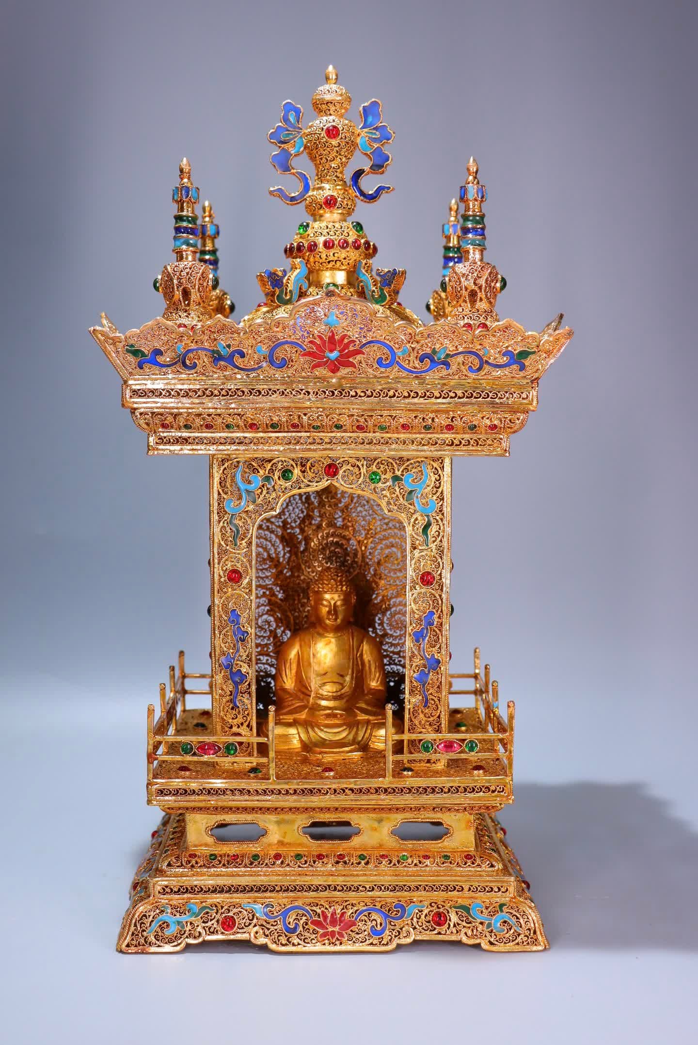 A Qing Dynasty copper-gilt filigree burned blue inlaid treasure Buddha niche: Qing Dynasty copper gilt filigree burnt blue inlaid treasure Buddha niche SIZE: W:2920g H:41cm W:20cm (The Dimensions Of All Batches Are Manually Measured.If You Need More Detailed Information, Please